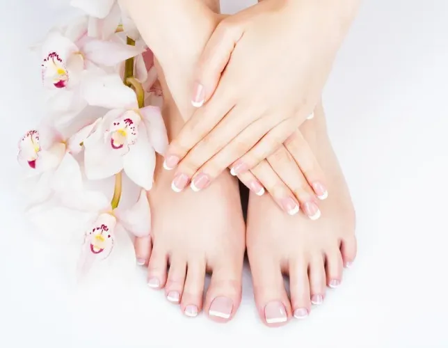 Trabalhos com manicure e podologia Trabalhos com manicure e podologia